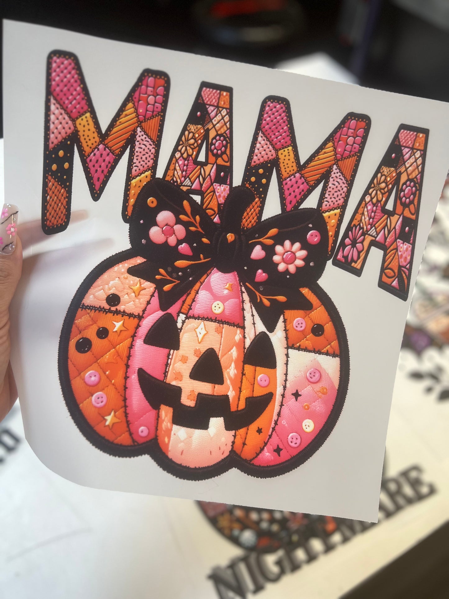 MAMA PUMPKIN