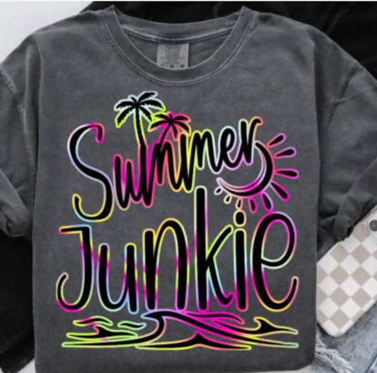 SUMMER JUNKIE 0417